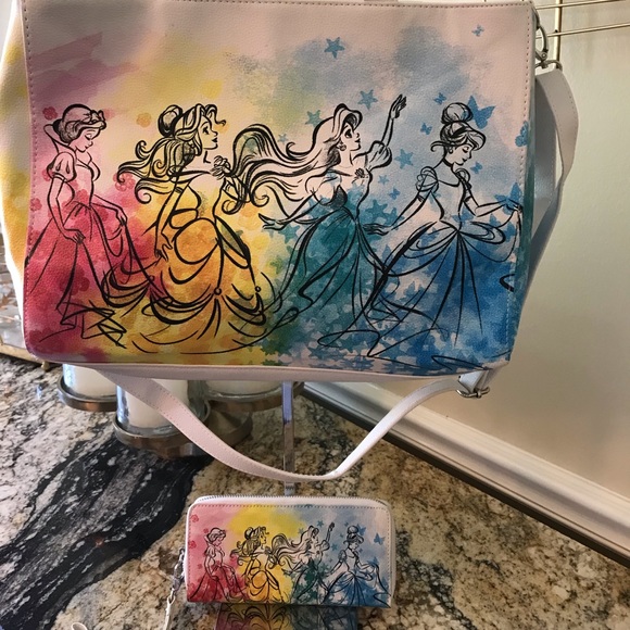Very nice Disney princess handbag with matching wallet - Picture 5 of 16